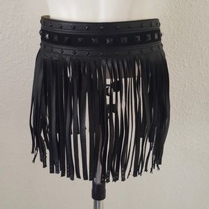 BCBG MAXAZRIA Black Studded Fringe Belt M